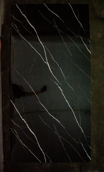 14 CARRARA BLACK